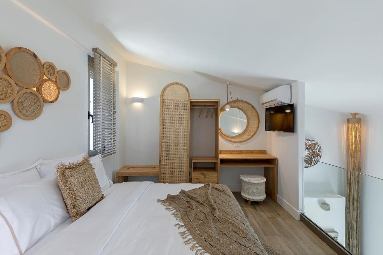 Evais Boutique Houses & Luxury Suites Caristo Exterior foto