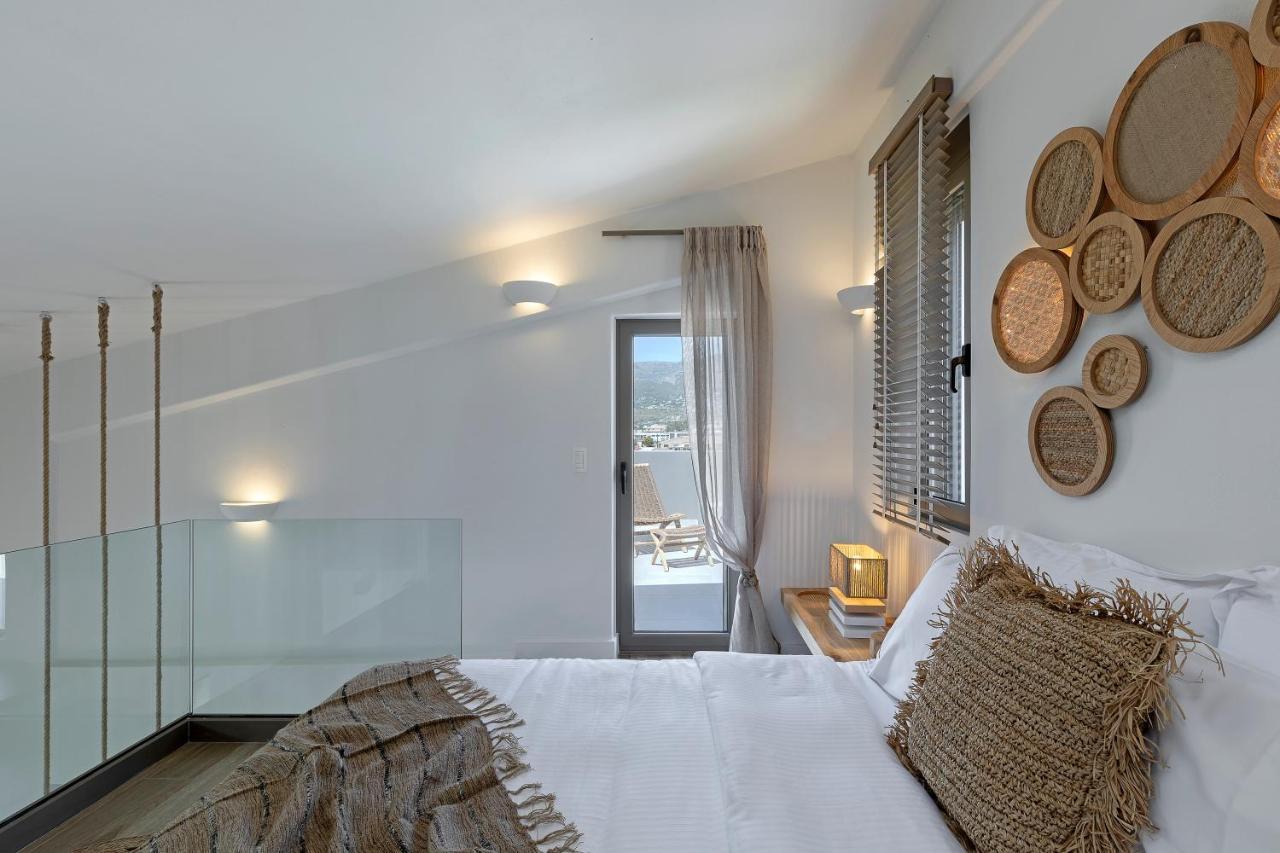 Evais Boutique Houses & Luxury Suites Caristo Exterior foto