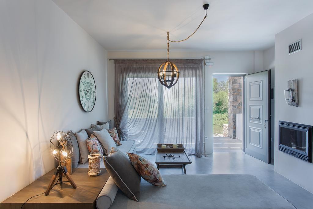 Evais Boutique Houses & Luxury Suites Caristo Exterior foto